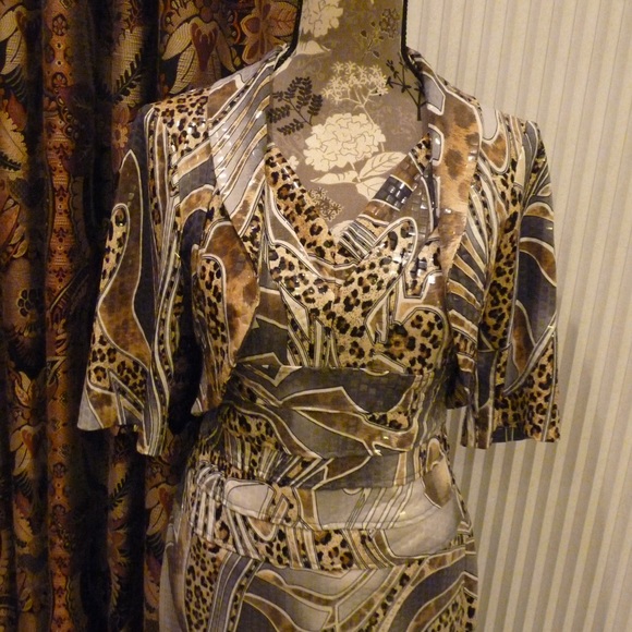 Frank Lyman Animal Print w/ Clear Sequin throughout Dress and Jacket - Picture 1 of 10